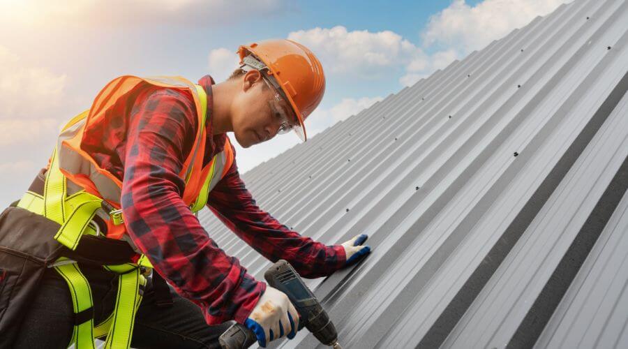 Expert tile roof repair services in Ponce De Leon, FL
